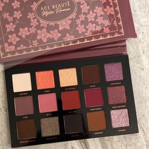 Ace Beautē Mystic Romance Eyeshadow
